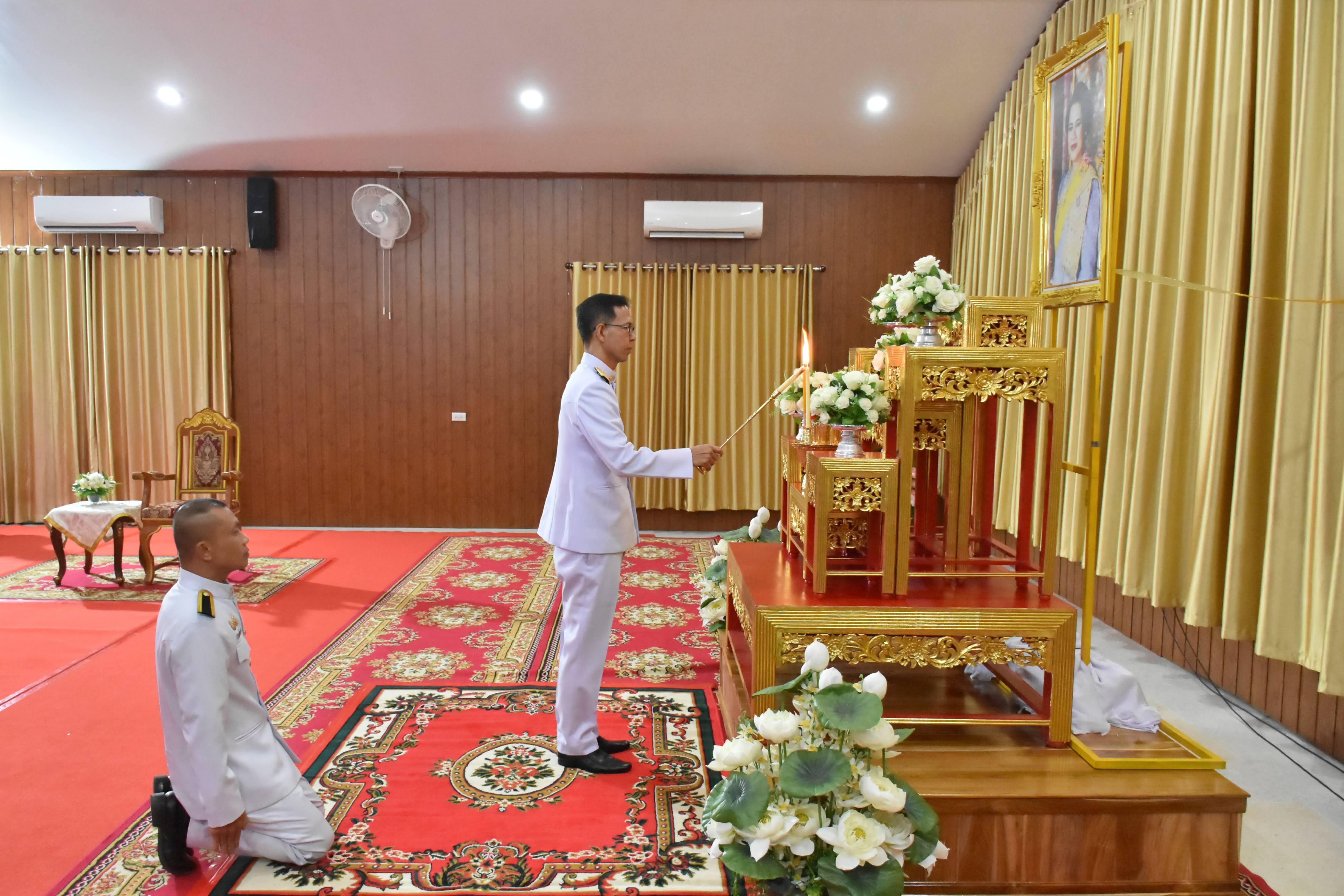 title - ทำบุญตักบาตรถวายพระราชกุศล เนื่องในวันคล้ายวันพระราชสมภพภพสมเด็จพระนางเจ้าสิริกิติ์ พระบรมราชินีนาถ พระบรมราชชนนีพ้นปีหลวง และวันแม่แห่งชาติ 
